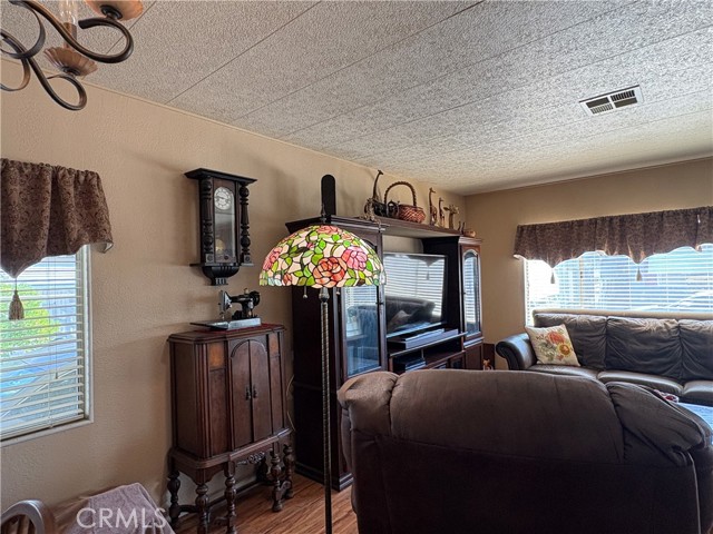 Detail Gallery Image 13 of 33 For 1895 W Devonshire #133,  Hemet,  CA 91545 - 2 Beds | 2 Baths