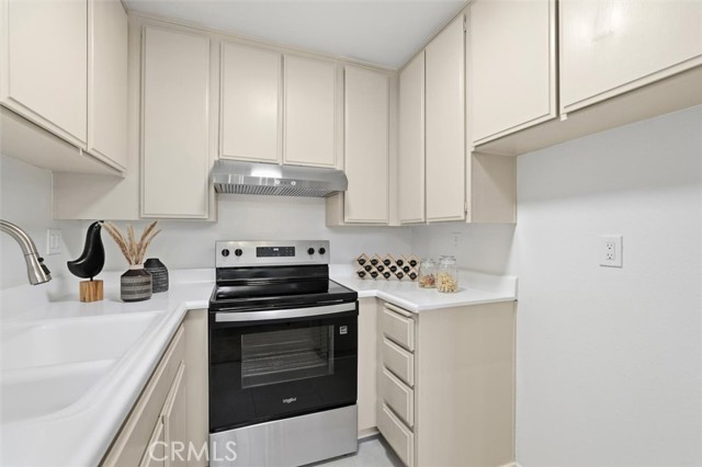 Detail Gallery Image 7 of 41 For 11645 Montana Ave #321,  Los Angeles,  CA 90049 - 1 Beds | 1 Baths