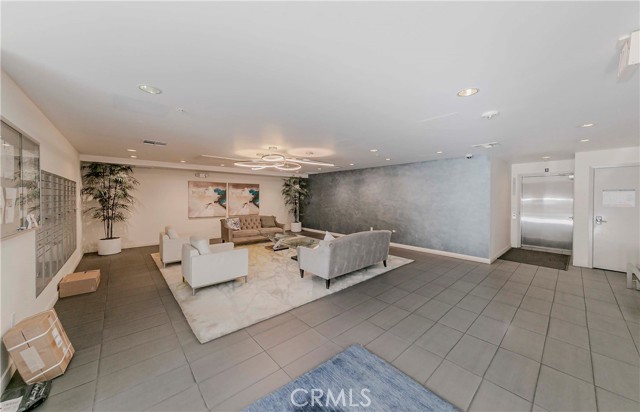 Detail Gallery Image 32 of 39 For 436 S Virgil Ave #403,  Los Angeles,  CA 90020 - 2 Beds | 2 Baths