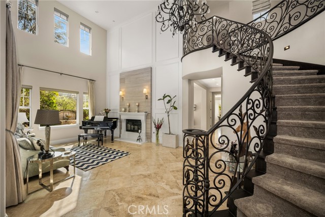 Detail Gallery Image 6 of 75 For 19240 Steeplechase Way, Yorba Linda,  CA 92886 - 4 Beds | 5/1 Baths