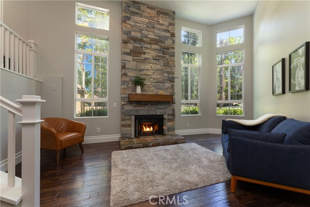 Detail Gallery Image 1 of 1 For 3403 S Main St #H,  Santa Ana,  CA 92707 - 3 Beds | 2/1 Baths