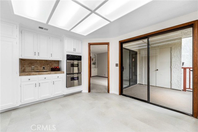 6222 Riviera Circle, Long Beach CA: https://media.crmls.org/medias/363a4962-e5a8-40bd-86c1-c4a9b1a0f8ed.jpg