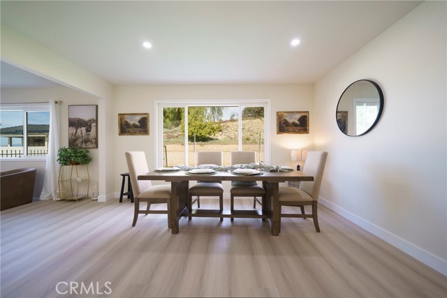 Detail Gallery Image 17 of 25 For 11891 San Timoteo Canyon, Redlands,  CA 92373 - 4 Beds | 3 Baths