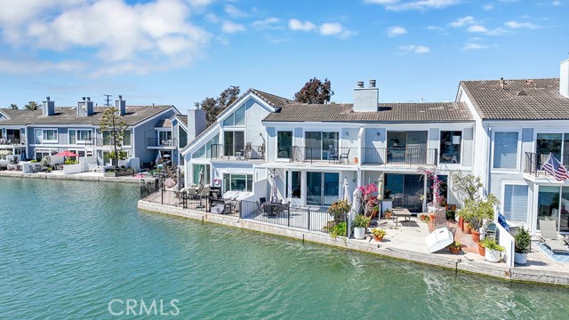 3512 Bravata Drive, Huntington Beach CA: https://media.crmls.org/medias/363d0243-b0b8-4a9e-9551-38f39f9fb24a.jpg