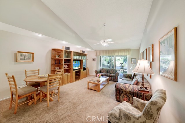 Detail Gallery Image 14 of 32 For 13011 Barto Dr, Granada Hills,  CA 91344 - 5 Beds | 3 Baths