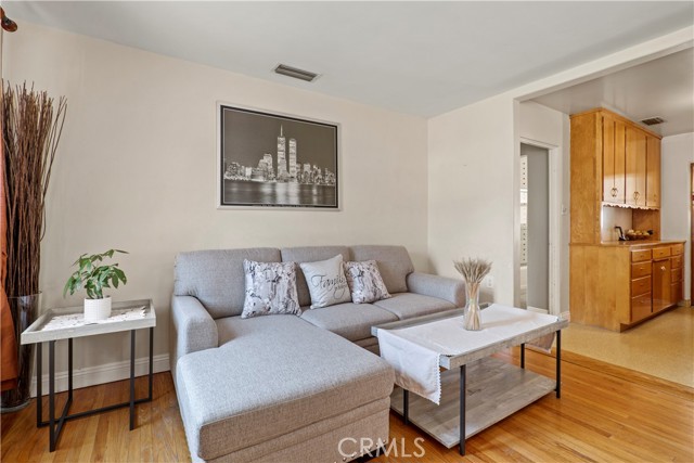10345 Parr Avenue photo 2