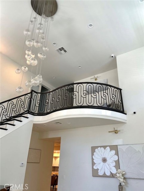 Detail Gallery Image 9 of 73 For 646 S Courson Dr, Anaheim,  CA 92804 - 6 Beds | 5 Baths