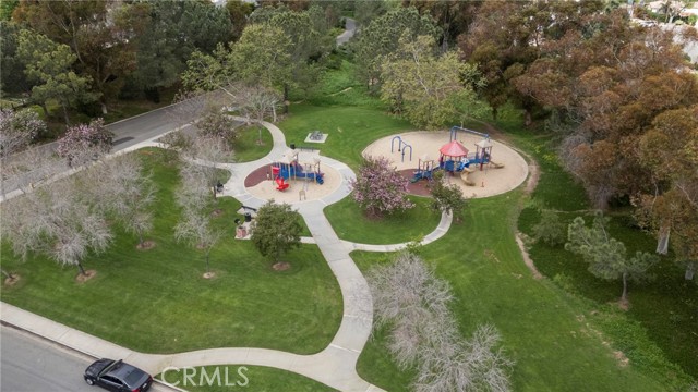 Detail Gallery Image 29 of 34 For 809 Brickyard Ln, Costa Mesa,  CA 92627 - 2 Beds | 2/2 Baths