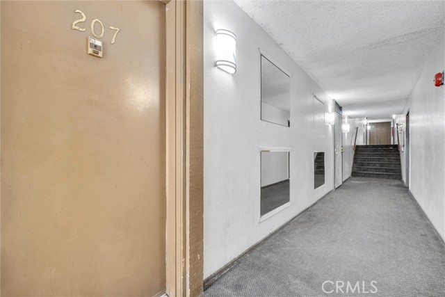 600 W 3rd Street, Santa Ana CA: https://media.crmls.org/medias/363f19d4-115b-4589-9125-1c3868d685ff.jpg