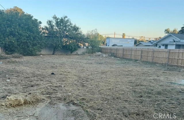 Detail Gallery Image 2 of 5 For 3785 N Pershing, San Bernardino,  CA 92405 - – Beds | – Baths