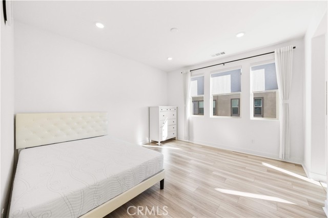 Detail Gallery Image 29 of 69 For 1698 Hollyleaf Ter, Montebello,  CA 90640 - 3 Beds | 2/1 Baths