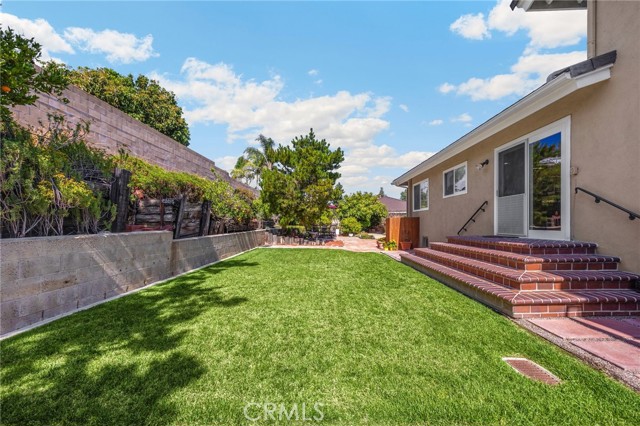 Detail Gallery Image 22 of 28 For 419 Clairmont Ave, Placentia,  CA 92870 - 4 Beds | 3 Baths
