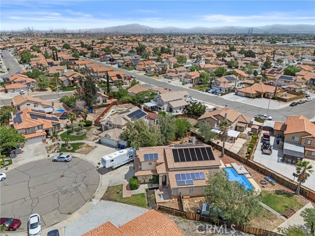 Detail Gallery Image 31 of 33 For 12929 Topaz Cir, Victorville,  CA 92392 - 5 Beds | 3 Baths