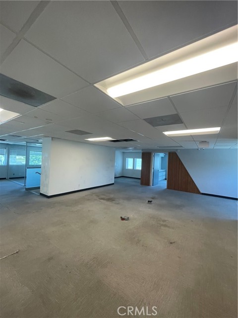 2350 W Valley, Alhambra CA: https://media.crmls.org/medias/364228d3-45c5-4d0f-9927-fd3fcf2cd95e.jpg