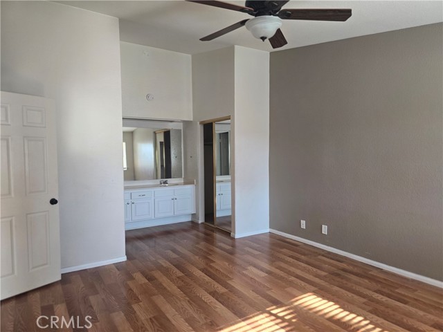 42140 Lyndie Lane, Temecula CA: https://media.crmls.org/medias/36426285-dfd8-4b1e-aed0-6d58359fab7e.jpg