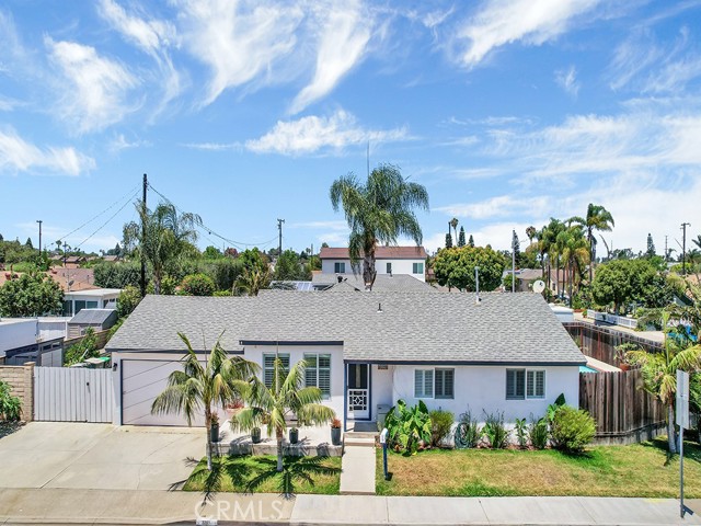 Image 2 for 2203 Puente Ave, Costa Mesa, CA 92627