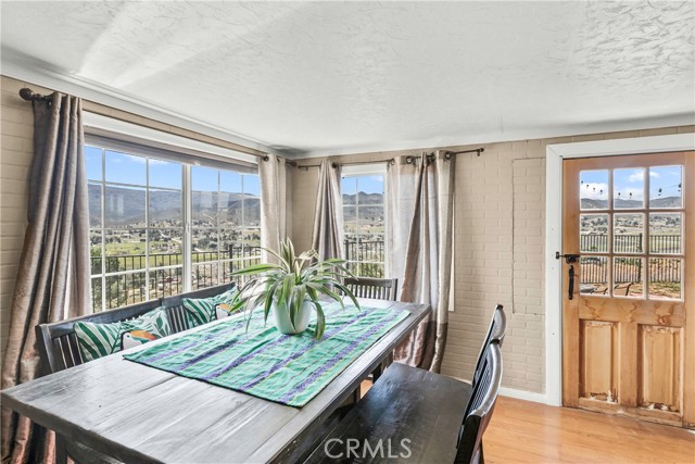 Detail Gallery Image 25 of 45 For 8630 Penhaven Ln, Leona Valley,  CA 93551 - 5 Beds | 2 Baths