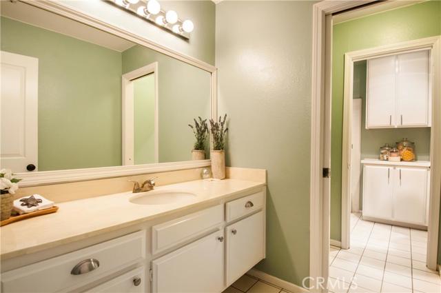 1911 Mathews Avenue, Redondo Beach, California 90278, 2 Bedrooms Bedrooms, ,2 BathroomsBathrooms,Residential,Sold,Mathews,SB15214794