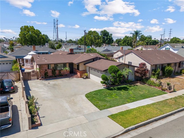 Detail Gallery Image 5 of 41 For 8038 Cyclamen Way, Buena Park,  CA 90620 - 4 Beds | 2 Baths
