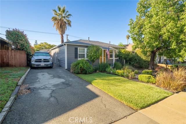 Detail Gallery Image 2 of 34 For 230 W 2nd St, San Dimas,  CA 91773 - 4 Beds | 2 Baths