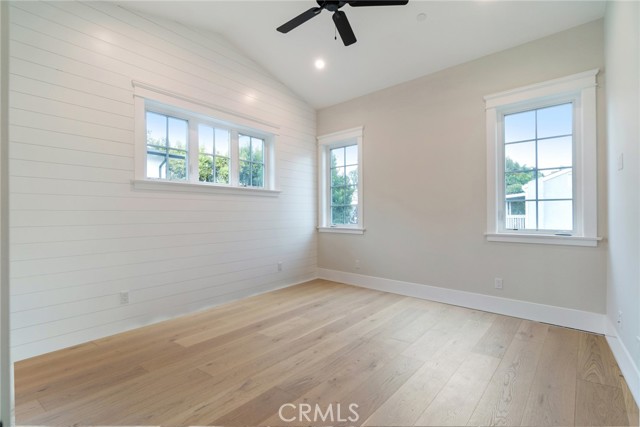 617 36th Street, Manhattan Beach, California 90266, 6 Bedrooms Bedrooms, ,6 BathroomsBathrooms,Residential,Sold,36th,SB22005152