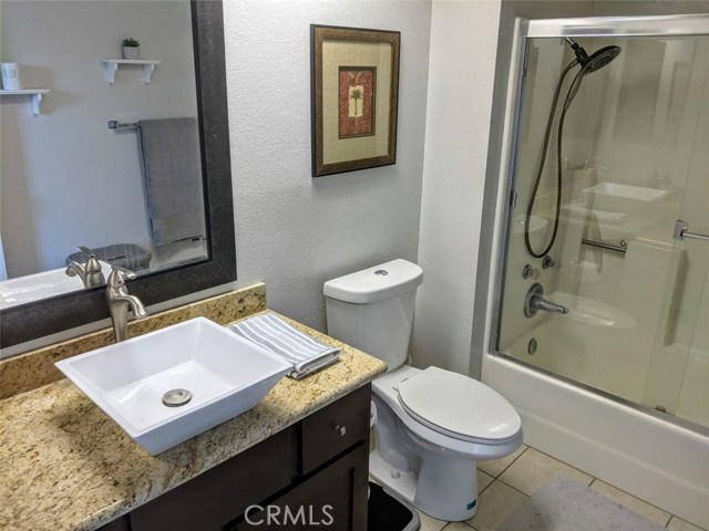 Image 8 for 2700 Golf Club DR #14