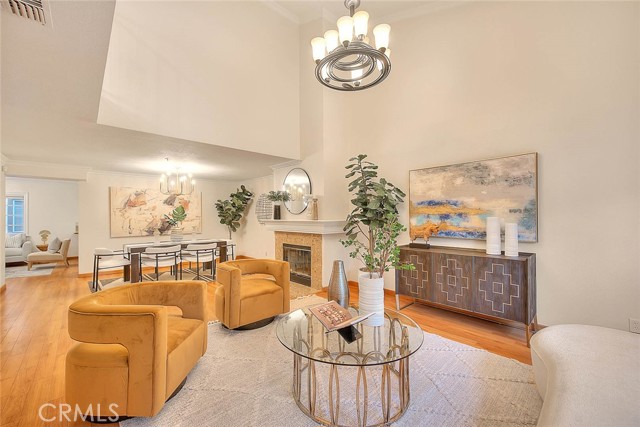 Detail Gallery Image 5 of 43 For 32 N Almansor St #D,  Alhambra,  CA 91801 - 3 Beds | 3 Baths