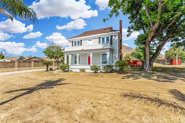 12887 Mount Vernon Avenue, Grand Terrace CA: https://media.crmls.org/medias/3648e615-c949-47f6-9b61-fc1aee39448d.jpg