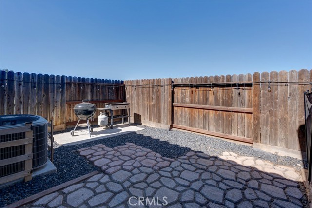 Detail Gallery Image 32 of 37 For 1047 Golden Leaf Dr, Livingston,  CA 95334 - 4 Beds | 3/1 Baths