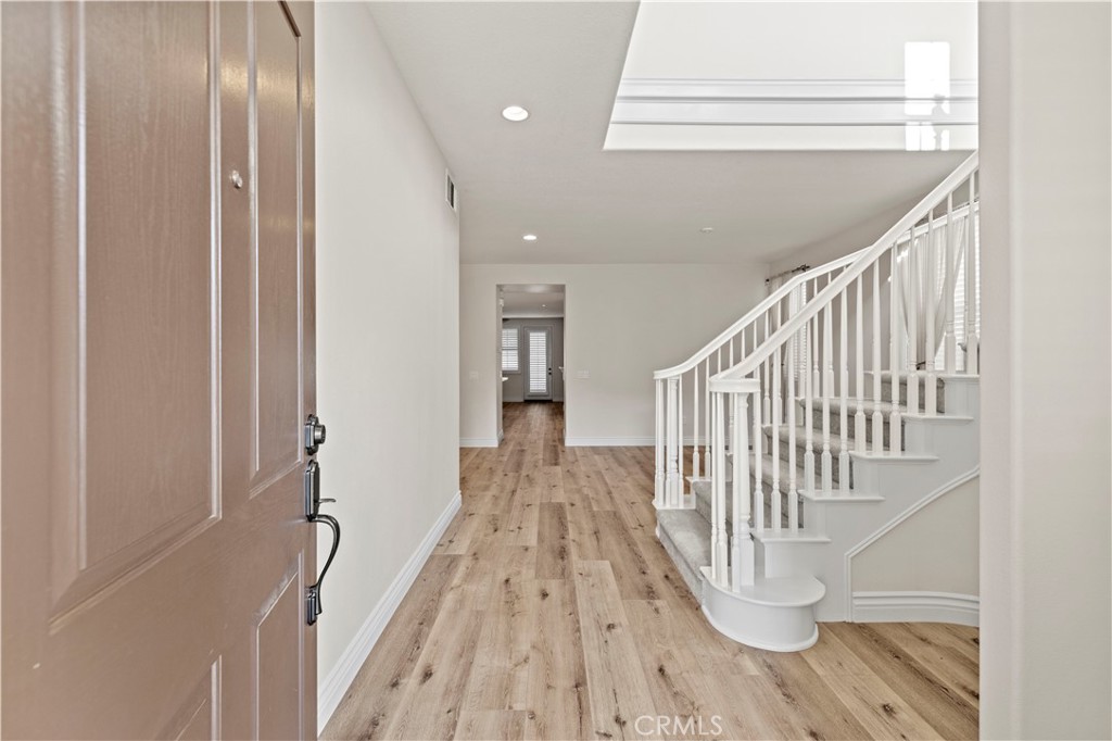 MLS #SR25259159 image #3