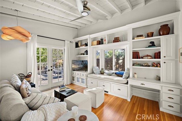 Detail Gallery Image 23 of 38 For 1511 Bluebird Canyon Dr, Laguna Beach,  CA 92651 - 3 Beds | 2 Baths