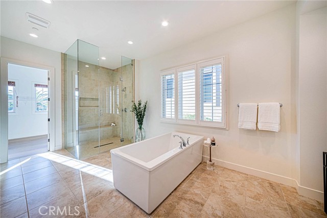 77 Eider Run, Irvine CA: https://media.crmls.org/medias/364a48e1-6347-4838-a5b0-45f63192745f.jpg