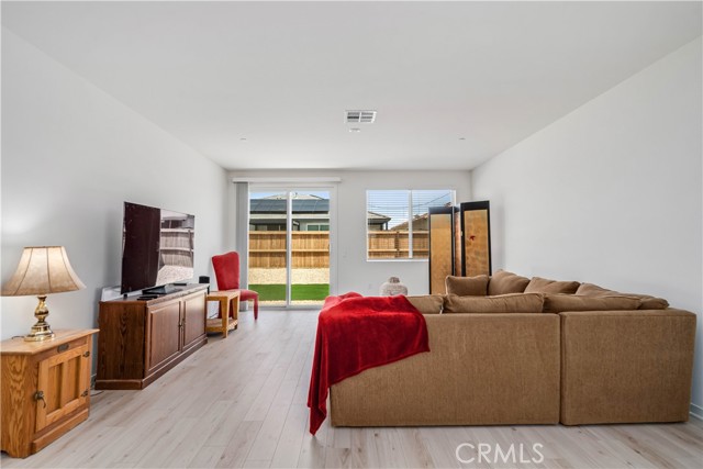 4 Bed Home for Sale in Rosamond, California