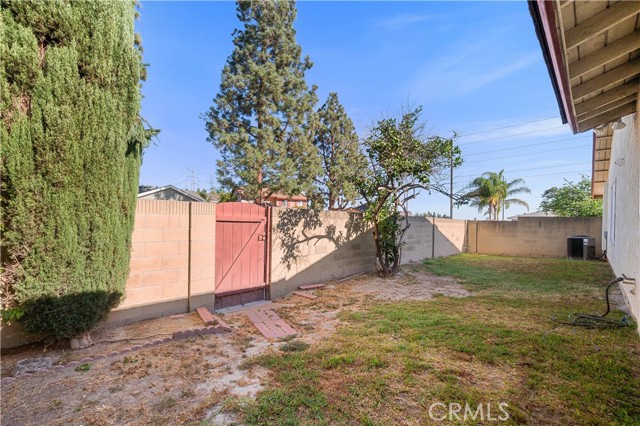 11515 Bertha Street, Cerritos CA: https://media.crmls.org/medias/364b5f58-3685-4431-a7d4-0f4484b8e50e.jpg