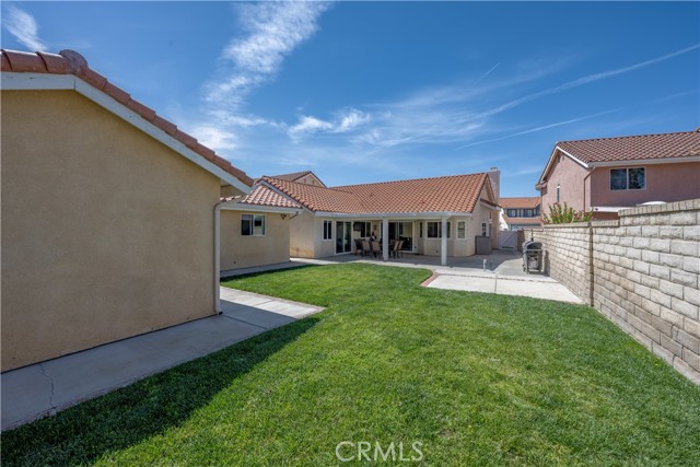 Detail Gallery Image 42 of 47 For 20419 Kesley St, Canyon Country,  CA 91351 - 6 Beds | 3 Baths