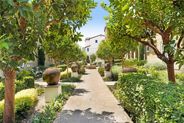Detail Gallery Image 23 of 25 For 281 N Mar Vista Ave #23,  Pasadena,  CA 91106 - 3 Beds | 2/1 Baths