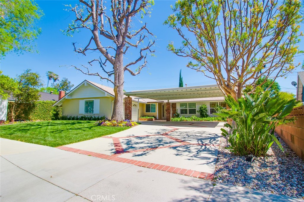 22214 Marlin Place