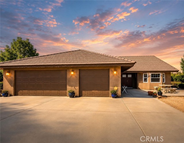 Front Image Thumbnail for CRHD26152194
