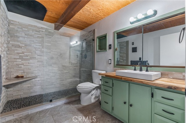 Detail Gallery Image 16 of 30 For 26120 Deertrail Dr, Tehachapi,  CA 93561 - 3 Beds | 2 Baths