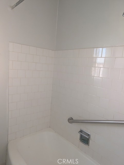 1619 W 136th Street, Compton CA: https://media.crmls.org/medias/364d8181-2552-4896-afa7-d8ef66dc9fda.jpg