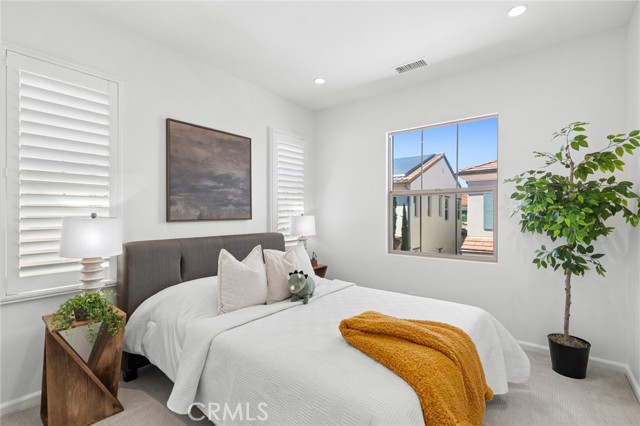 Detail Gallery Image 7 of 17 For 76 Decker, Irvine,  CA 92620 - 3 Beds | 2/1 Baths