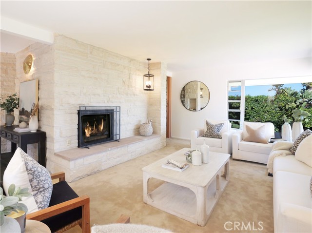 Detail Gallery Image 12 of 40 For 1209 Granvia Altamira, Palos Verdes Estates,  CA 90274 - 4 Beds | 2/2 Baths