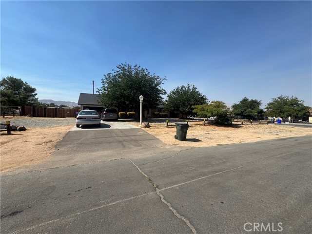 Detail Gallery Image 20 of 21 For 21101 Sitkan Rd, Apple Valley,  CA 92308 - 3 Beds | 2 Baths