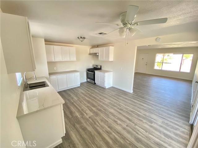 Detail Gallery Image 7 of 18 For 71807 Sunnyslope Dr, Twentynine Palms,  CA 92277 - 4 Beds | 2 Baths