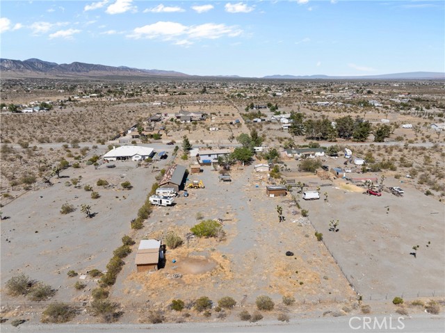 11535 Rosado Road, Pinon Hills CA: https://media.crmls.org/medias/364f4fa6-cc69-4d99-8fdf-c7f71a7b2c4b.jpg