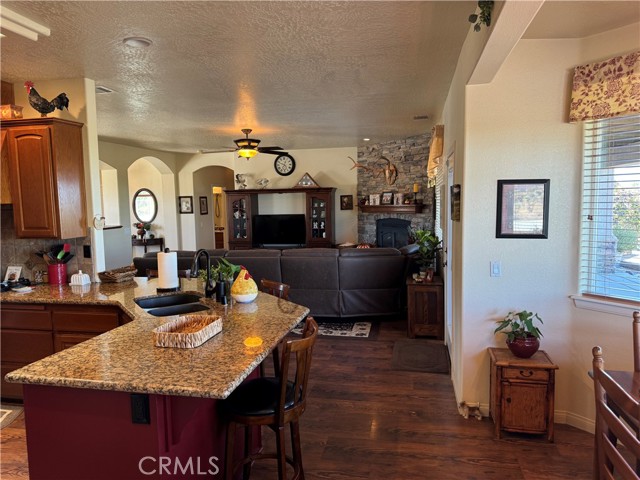 Detail Gallery Image 10 of 46 For 2038 Hollister Rd, Pinon Hills,  CA 92372 - 4 Beds | 2 Baths