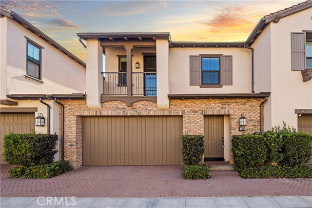 222 Crescent Moon, Irvine, CA 92602