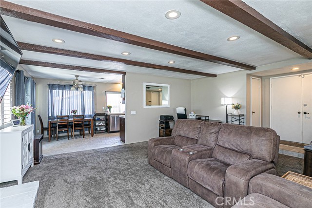Detail Gallery Image 7 of 21 For 292 Mountain View Dr, Santa Maria,  CA 93455 - 3 Beds | 2 Baths