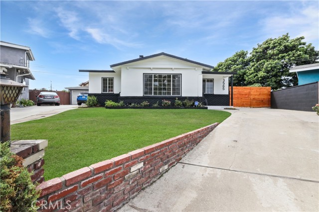 3565 Lashbrook Ave, Rosemead CA: https://media.crmls.org/medias/3650e0c9-2ecf-4ea0-b2f7-7e9e9e3c3d59.jpg