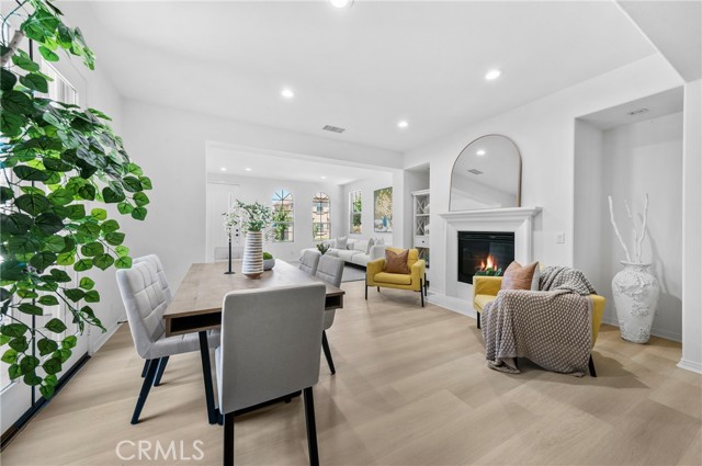 97 Twin Gables, Irvine CA: https://media.crmls.org/medias/36510308-7973-4194-b0c4-30cf65d7f34a.jpg